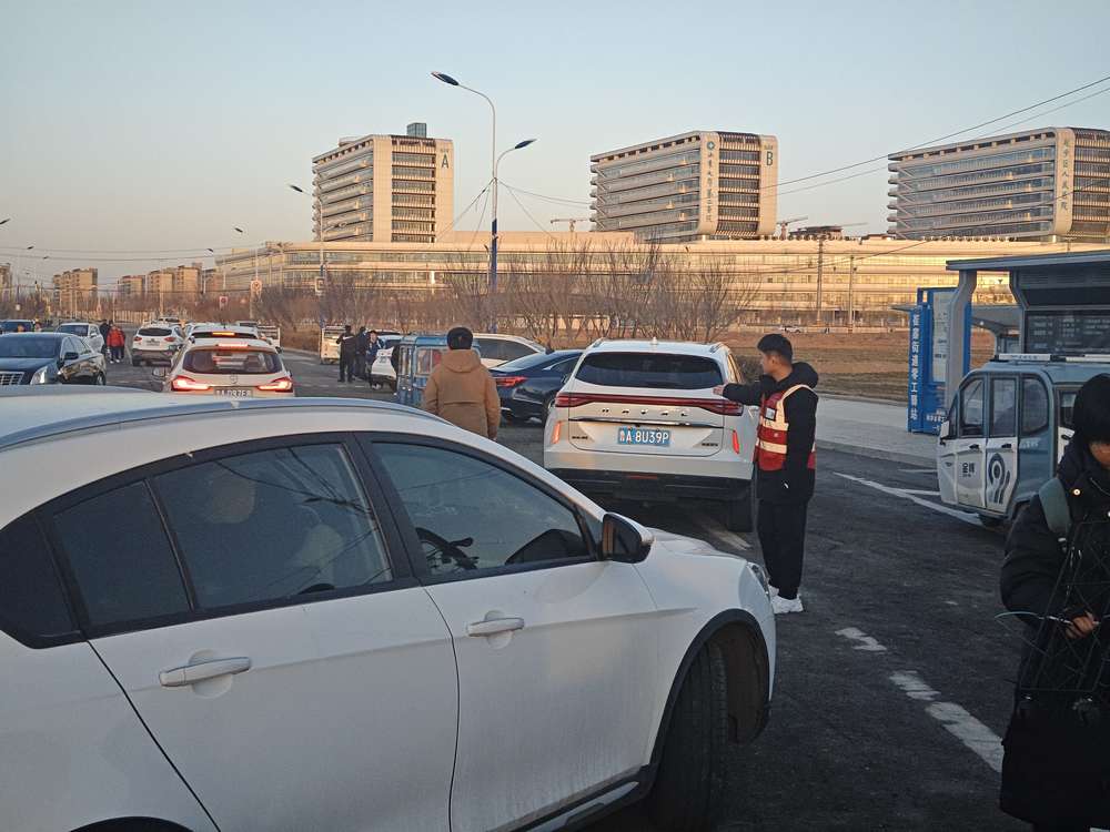 五分公司黃河大道北延項(xiàng)目部 (4).jpg